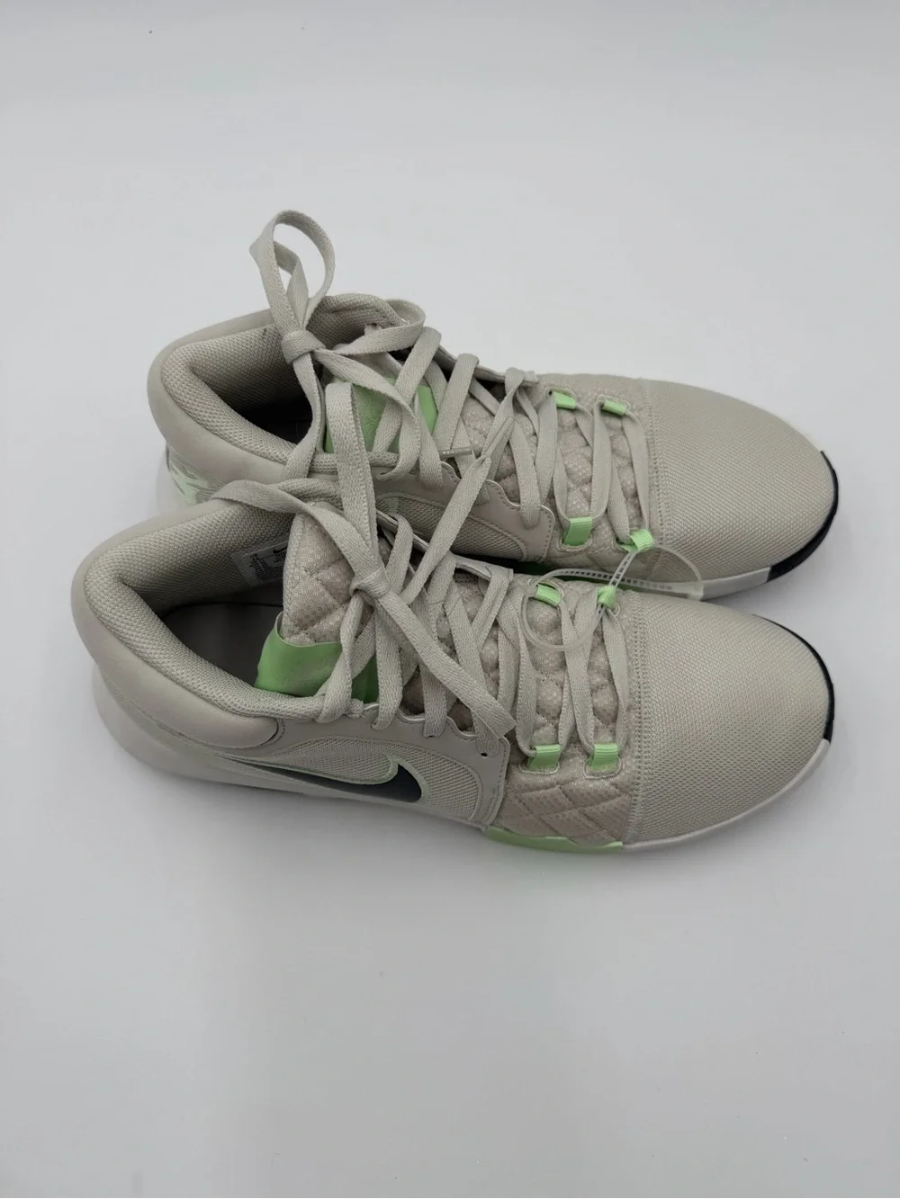 NWT Nike LeBron Witness 8 Sz 12 Men’s